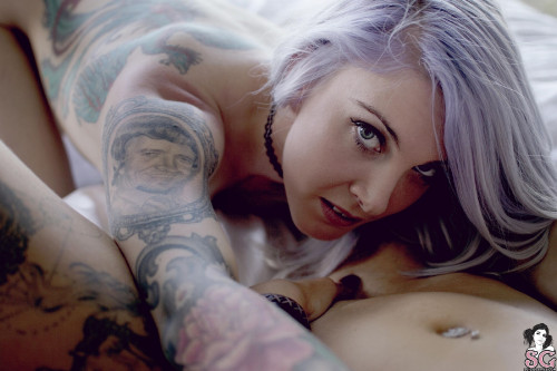 Download Suicide Girl Coolicio + Dollyd Two Unicorns (55) High resolution Lossless image