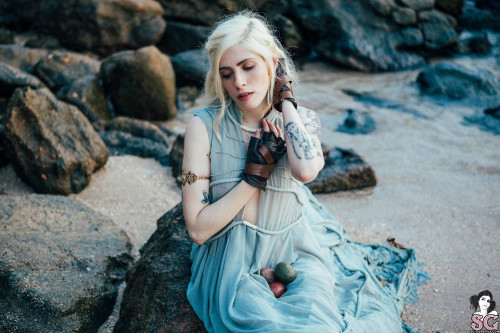 Beautiful Suicide Girl Serenna Not A Princess, A Khaleesi (25) High resolution lossless image