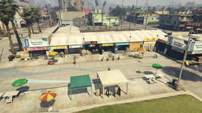 Added bike spawns along Vespucci Beach. The bikes will only spawn during the day. 
