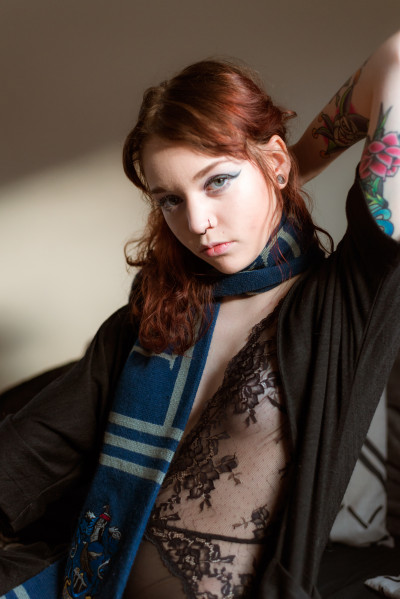 Beautiful Suicide Girl Canary Ravenclaw 2 High resolution lossless iPhone retina image