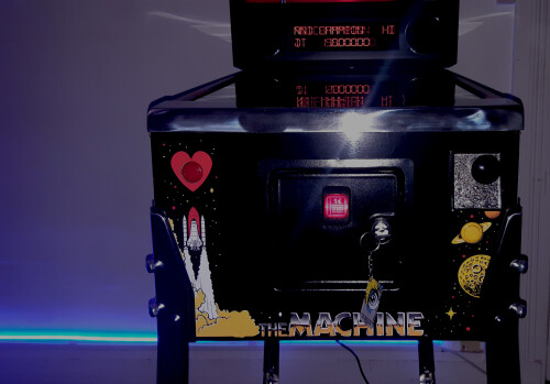 [WIP] 32" - 95 % - The Machine : Bride of Pin·bot HSGB4K.md