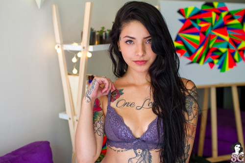 Beautiful Suicide Girl Cleoo Psychedelic Dream (11) HD iPhone high resolution image