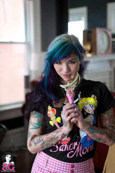 Beautiful Suicide Girl Hali Moon Prism Power 1528145 High resolution lossless HD image