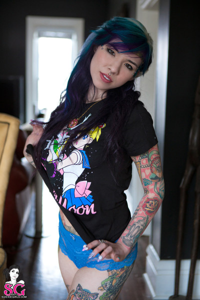 Beautiful Suicide Girl Hali Moon Prism Power 1528150 High resolution lossless HD image