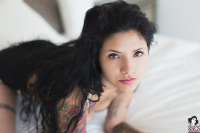 Beautiful Suicide Girl Cleoo Dreamy (3) High resolution lossless image