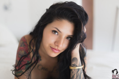 Beautiful Suicide Girl Cleoo Dreamy (15) High resolution lossless image