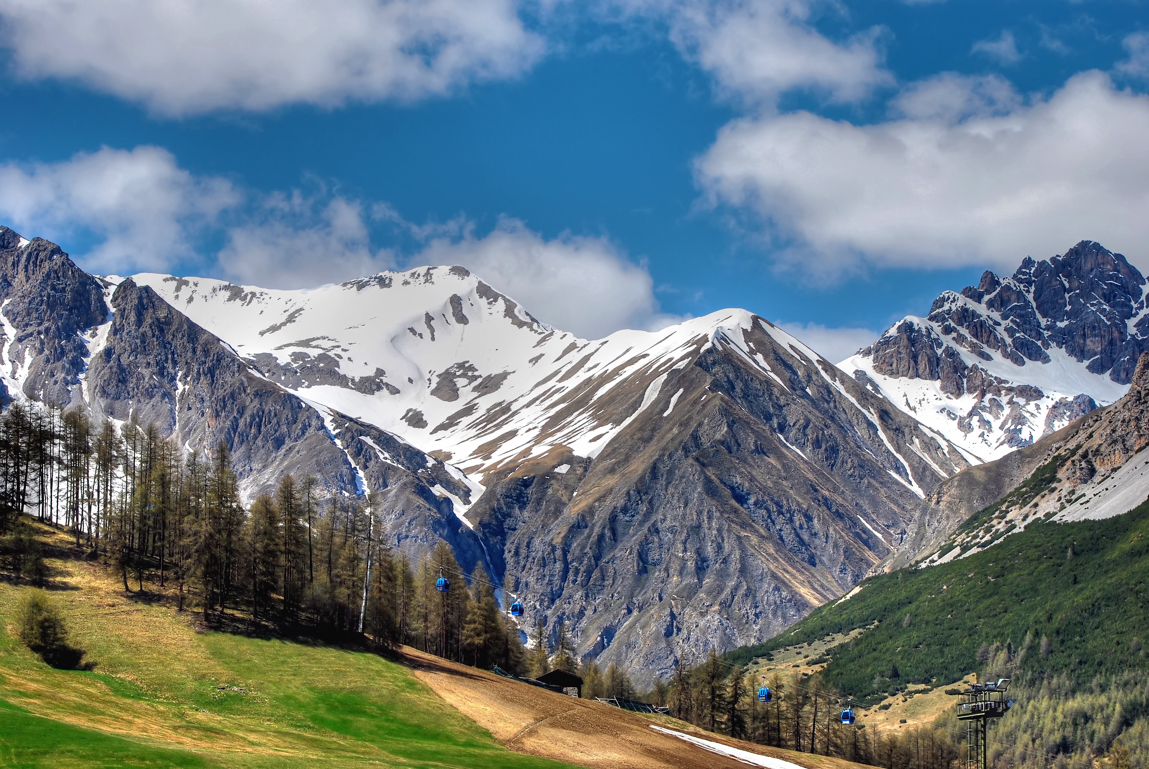 Показать картинку. Гора Белуха. Альпы и Кавказ. Казахстанские Альпы. Гора Эльбрус.