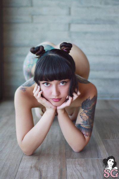 Beautiful suicide girl Allis I Wanna Be Your Masterpiece (35) high resolution image