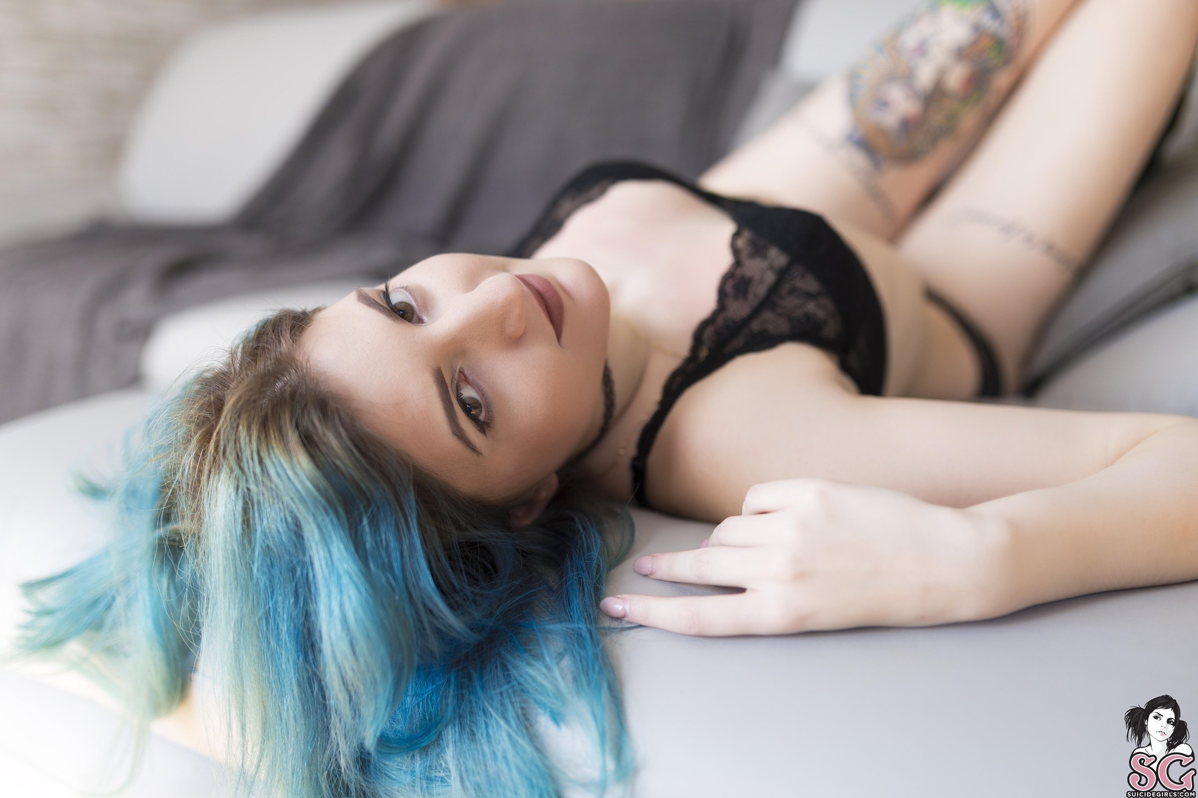 Oceana Suicide Nude