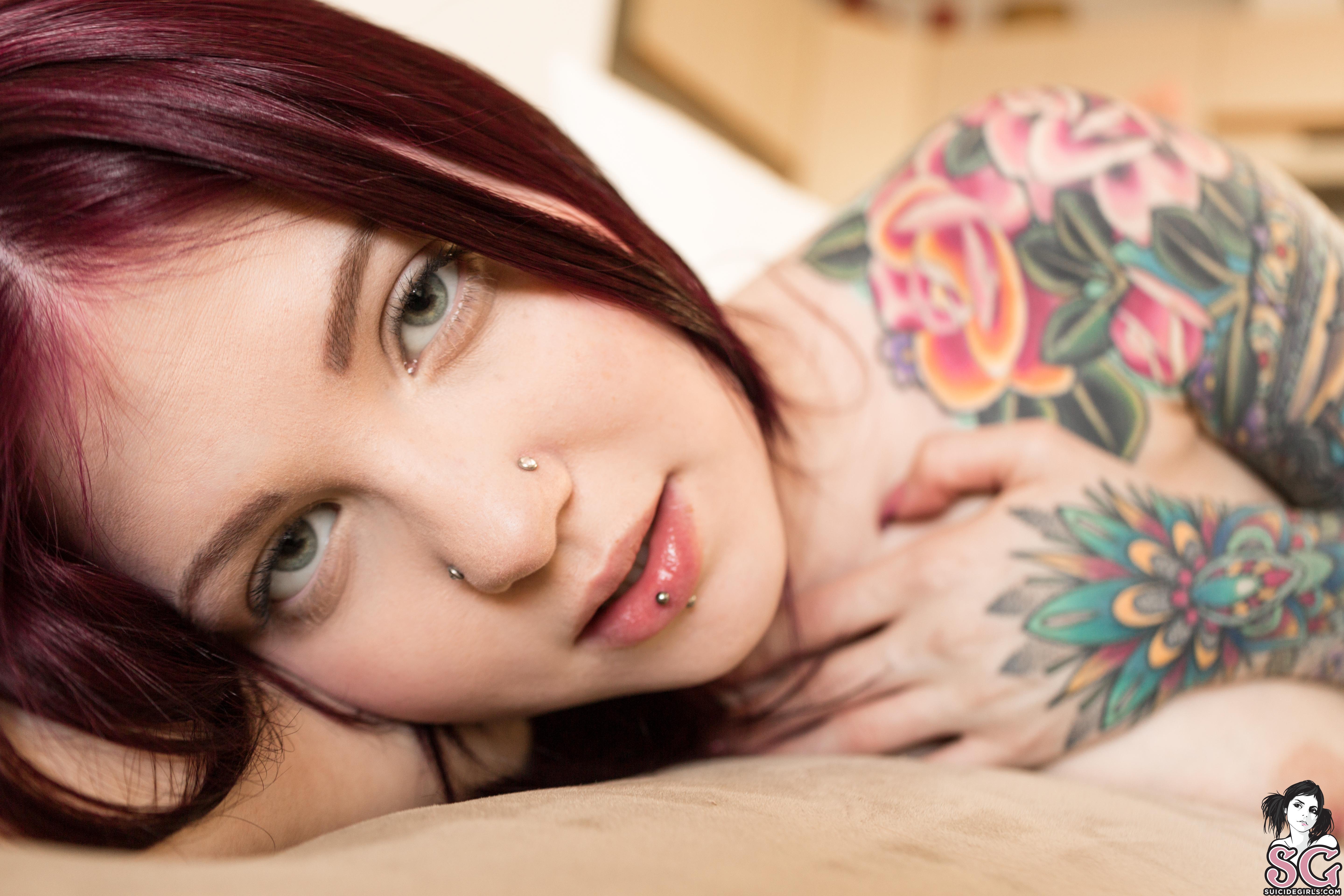 Pornpics beauty. Suicidegirls обложка. Suicidegirls обложка девушки. Lensdump. Jemma Suicide.