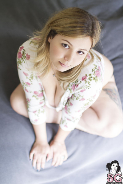 Beautiful Suicide Girl Saegan A Day Dream (2) HD High quality lossless image