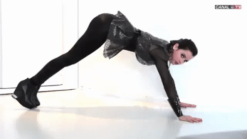 kBuw8D.gif