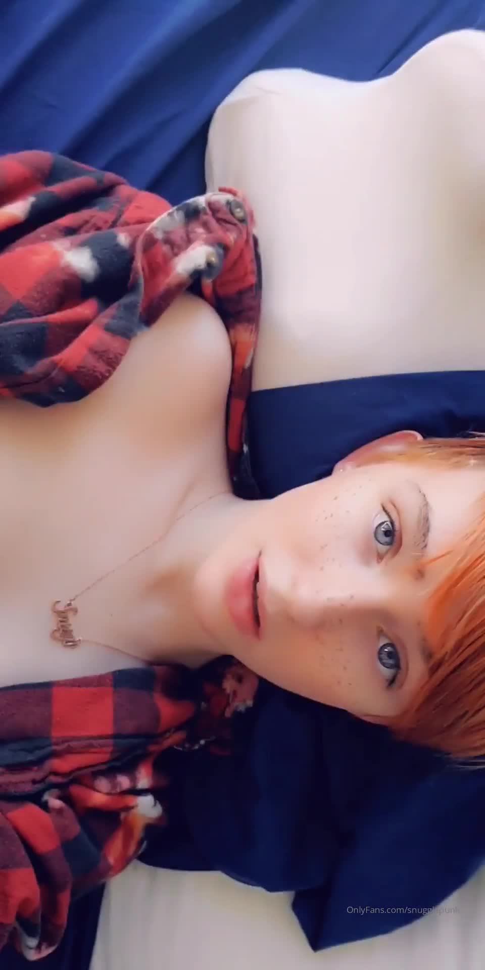 lWuTXr.mp4