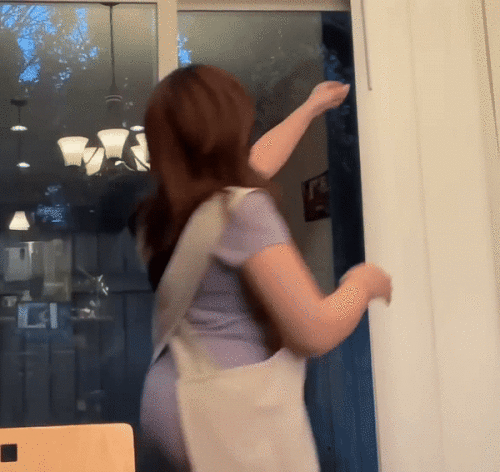 n3vJE5.gif