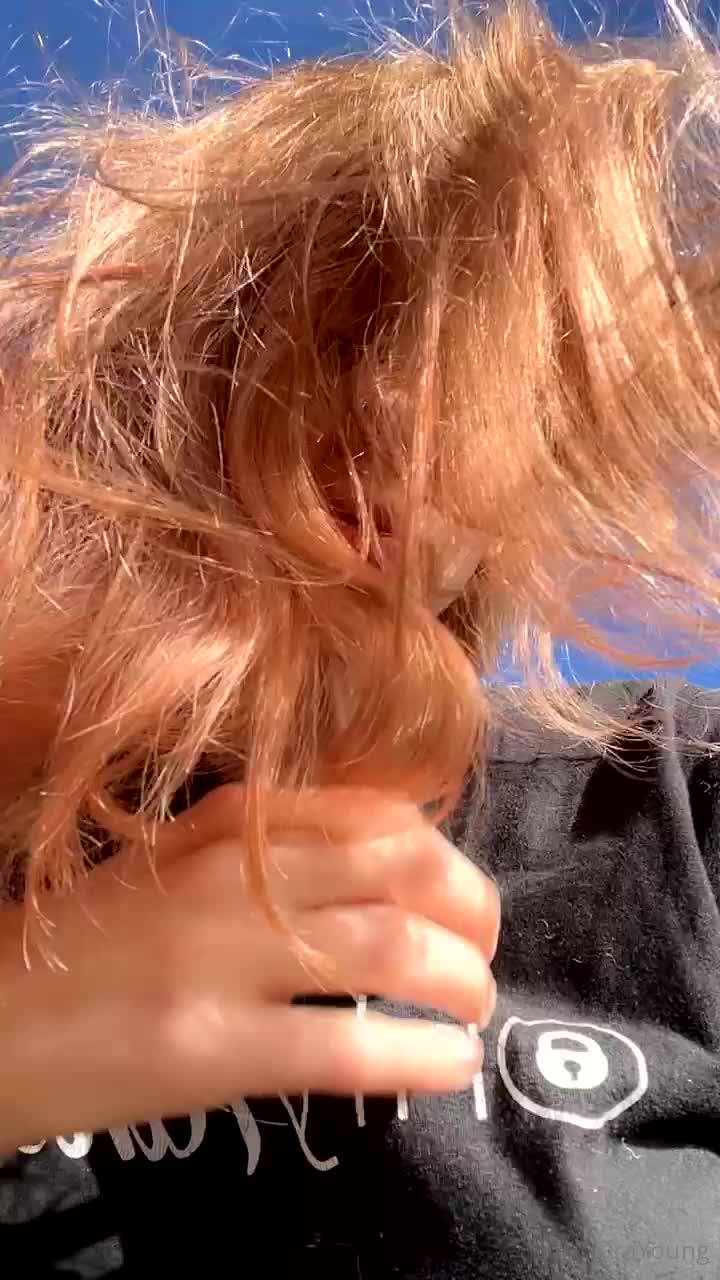 nBq8nC.mp4