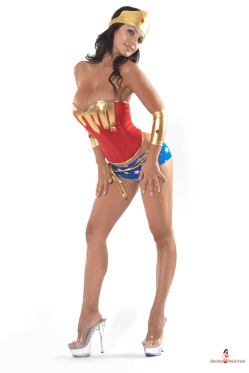 Wonder Woman (12)