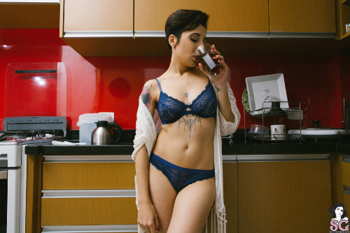 Beautiful Suicide Girl Sofy Coffee First, Schemes Later 03 High resolution lossless image