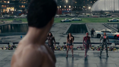 Justice League 2017 720p vlcsnap 2017 12 23 18h42m55s151