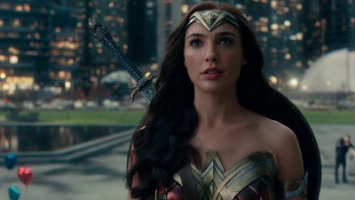 Justice League 2017 720p vlcsnap 2017 12 23 18h42m57s086