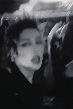 qU0Y5v.gif
