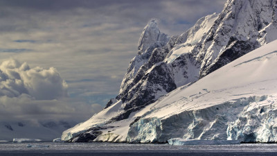 Ultra HD 4K Computer background image 951 FRrUBlx High resolution UHD Desktop Wallpaper