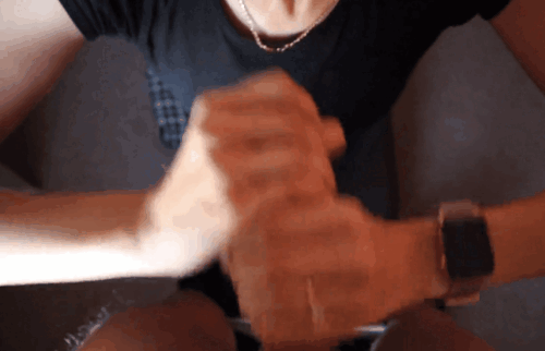 uMOCnT.gif