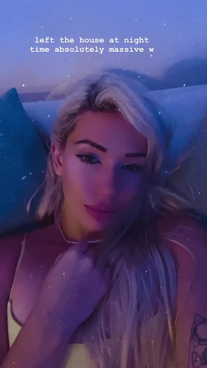 ubAxxq.mp4