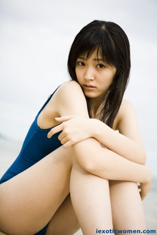 Airi Suzuki 1122