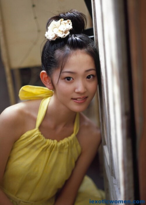 Airi Suzuki 1115