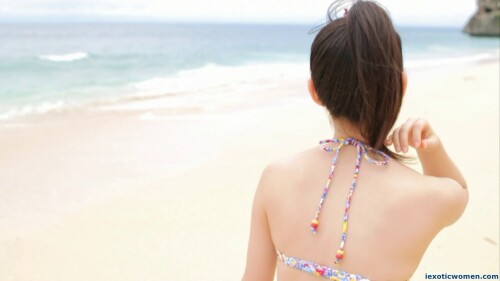 Airi Suzuki 1526