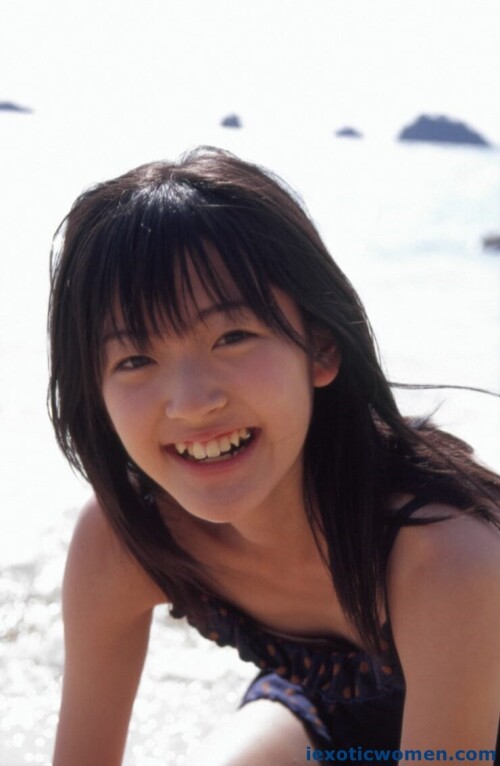 Airi Suzuki 1004