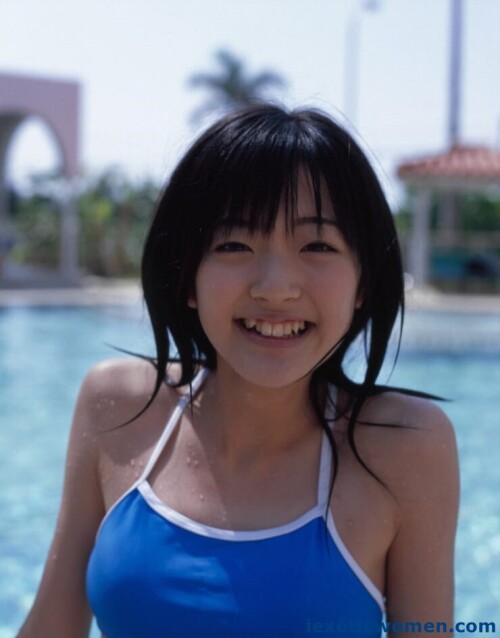 Airi Suzuki 989