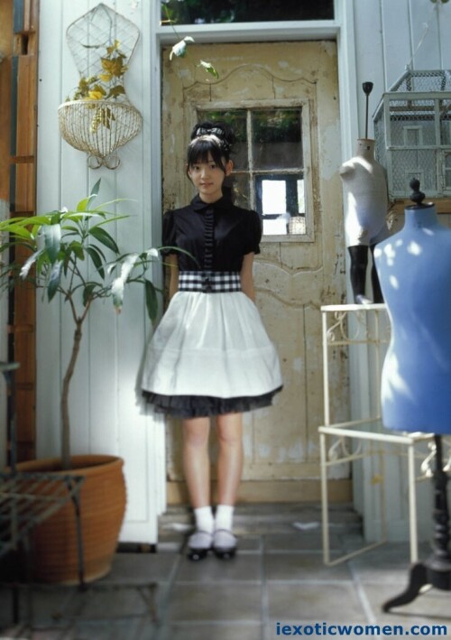 Airi Suzuki 1299