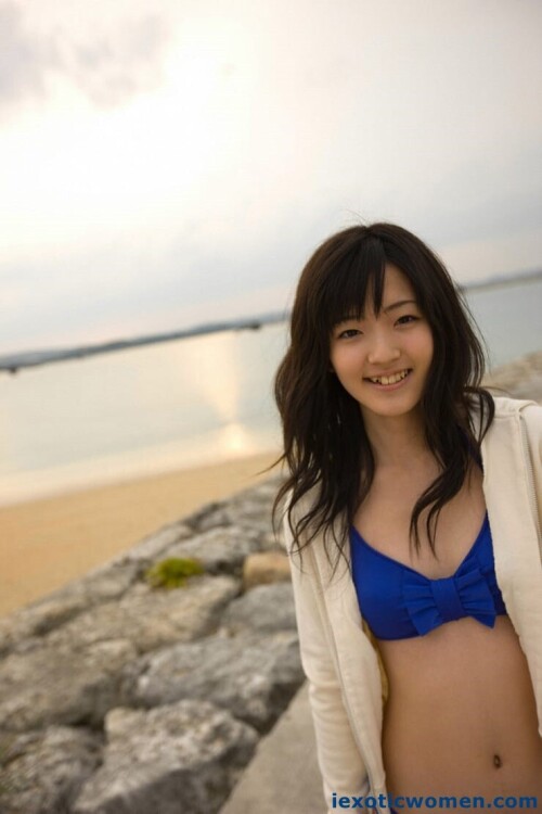 Airi Suzuki 1048