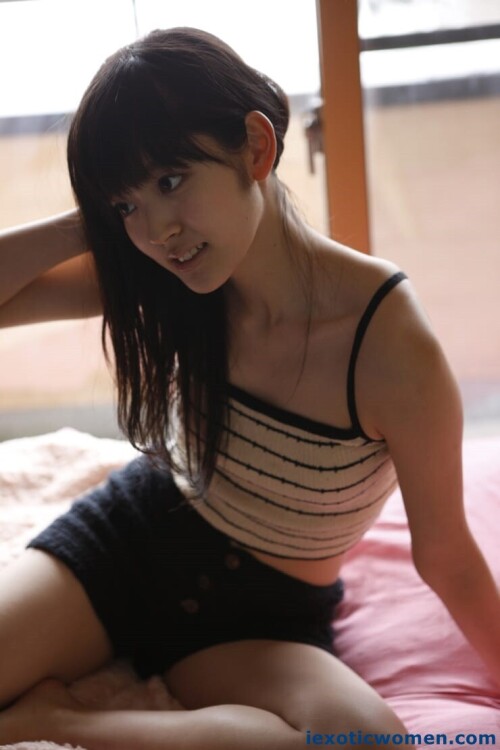 Airi Suzuki 1051