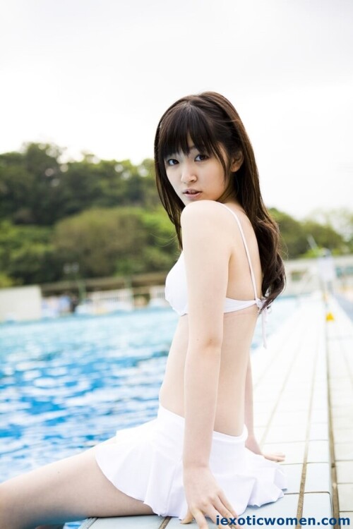 Airi Suzuki 1104