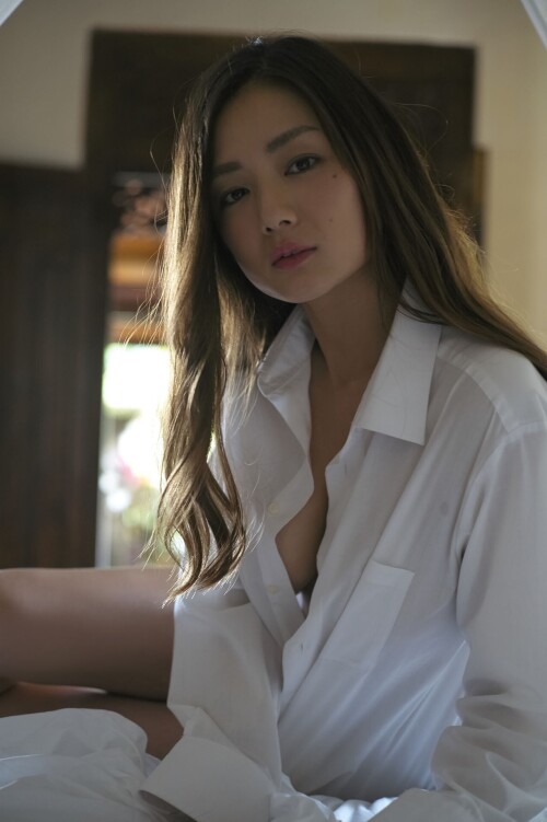 Moemi Katayama 958