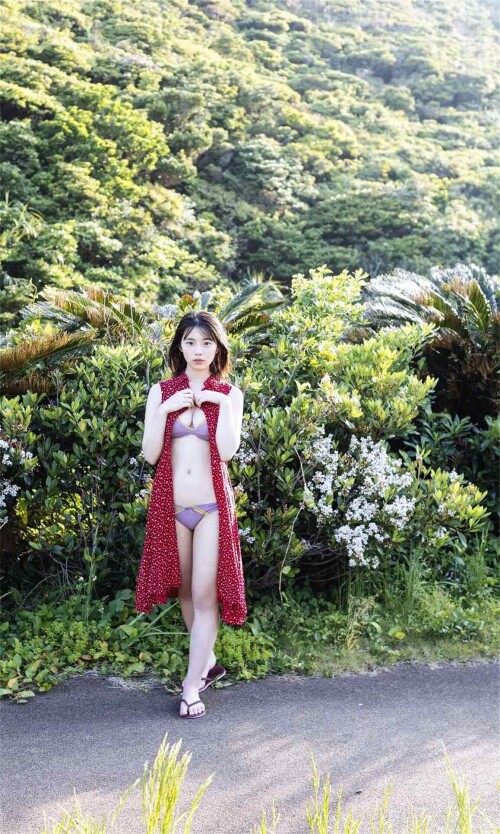 Hina Kikuchi 1667 1