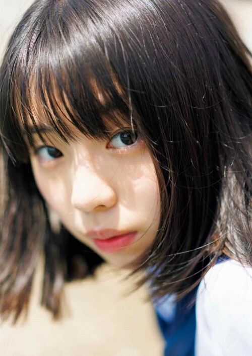 Hina Kikuchi 1708 1