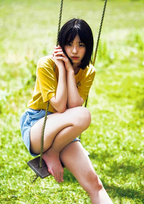 Hina Kikuchi 1954