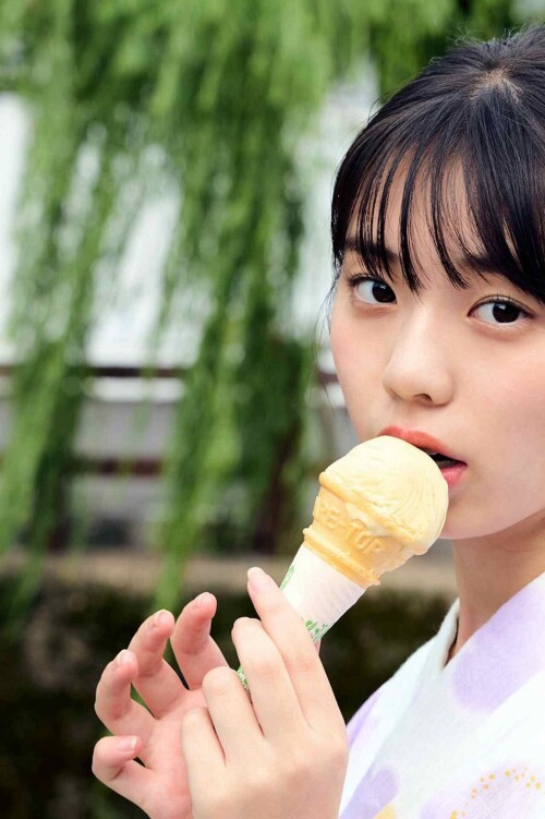 Hina Kikuchi 2027