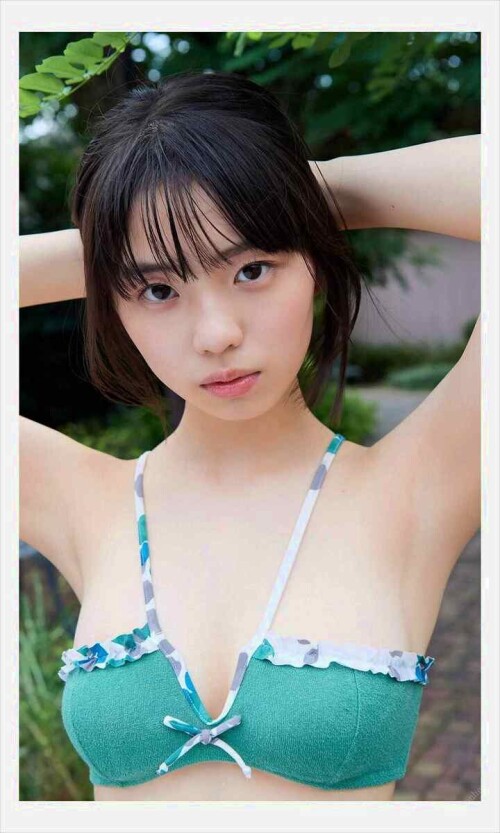 Hina Kikuchi 330