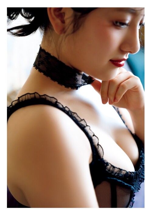 Nana Owada 1247