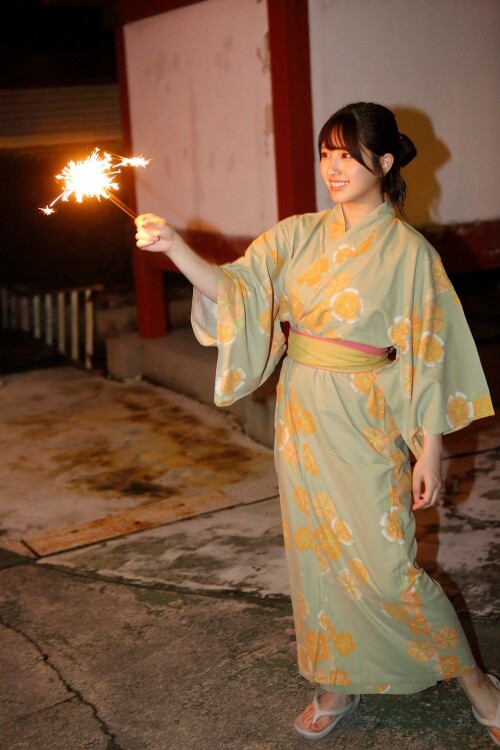 Nana Owada 1023