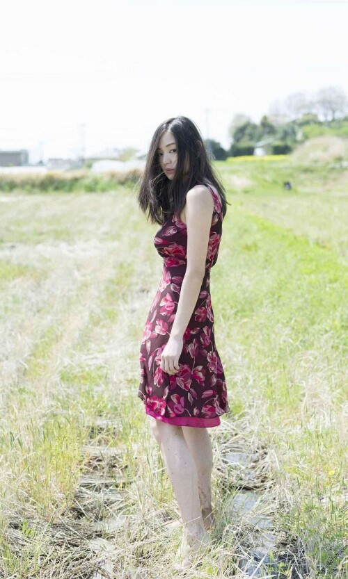 Moemi Katayama 838