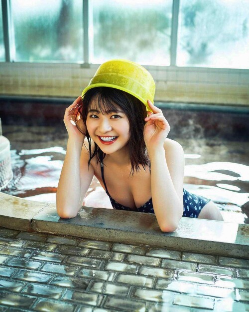 Minami Yamada 977