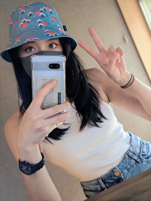 wT3UV0.jpg