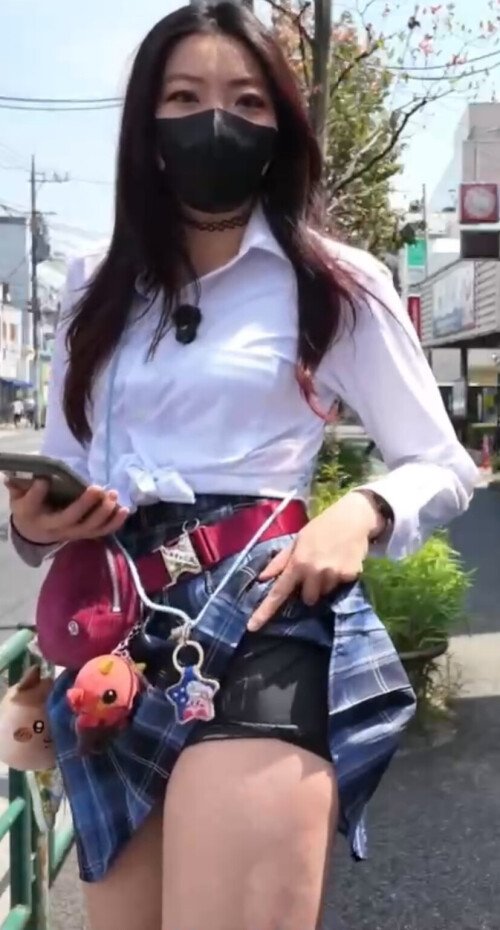 wTByci.jpg