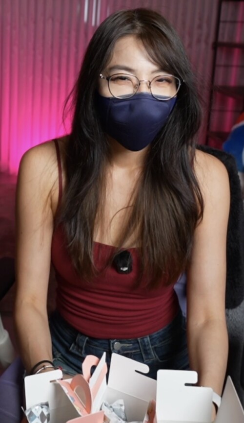 wTV2r3.jpg